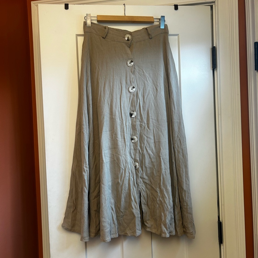 Belk Size Small Button MIDI Skirt - Picture 1 of 6